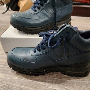 NIKE ACG BOOTS BLUE SIZE 11